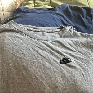 Nike Men's Short Sleeve Tees in Gray and Navy